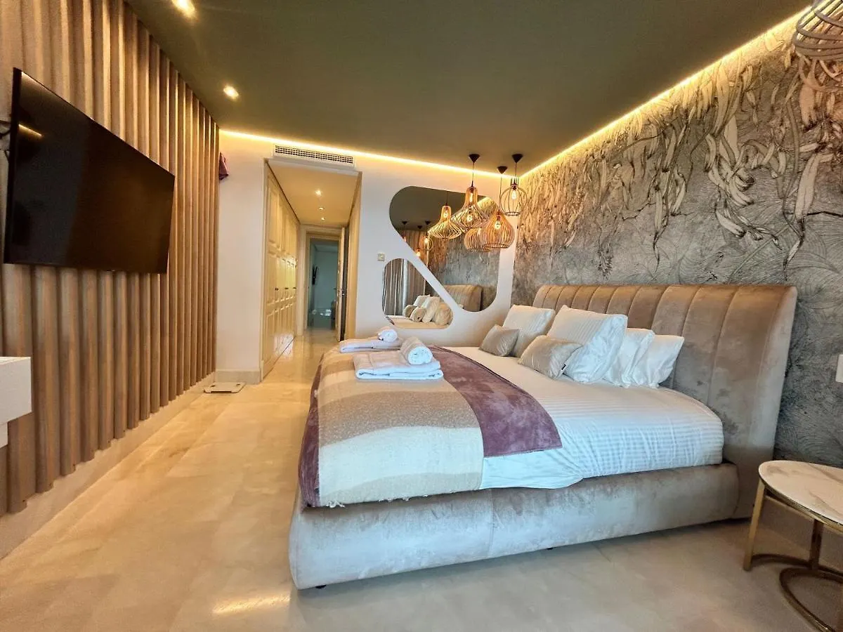 Doncella Beach , Zeus Apartamento Con Increibles Vistas Al Mar Estepona Apartment